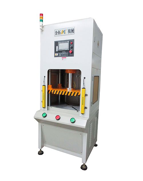 精密數(shù)控油壓機